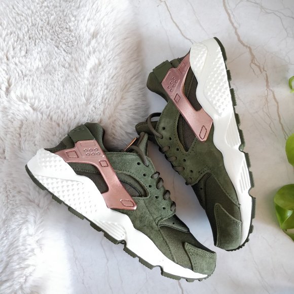 🔥𝐒𝐎𝐋𝐃 𝐎𝐔𝐓🔥 - Picture 3 of 11